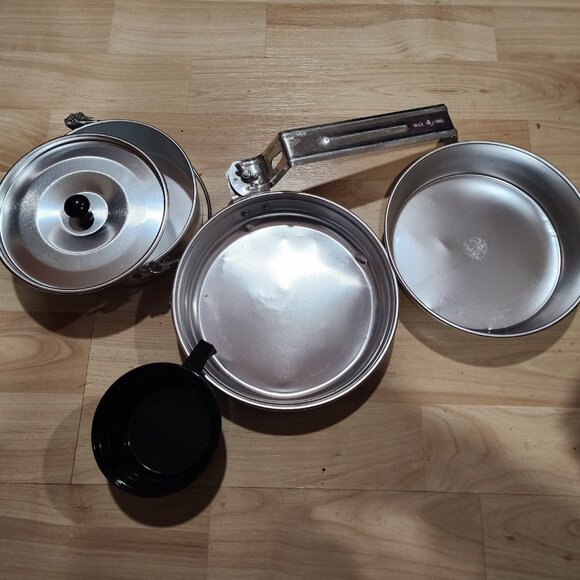 5-Piece Aluminum Mess Kit popular with scouts - Picture 1 of 3